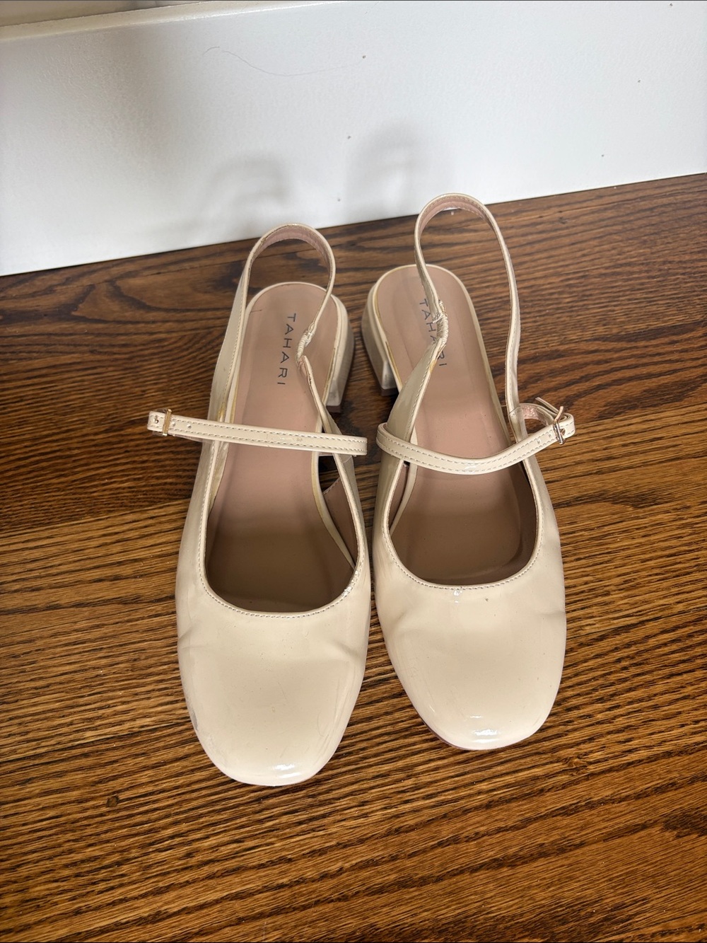 Tahari Mary Jane Block Heels Size 8.5 | Nude Patent Slingback Pumps